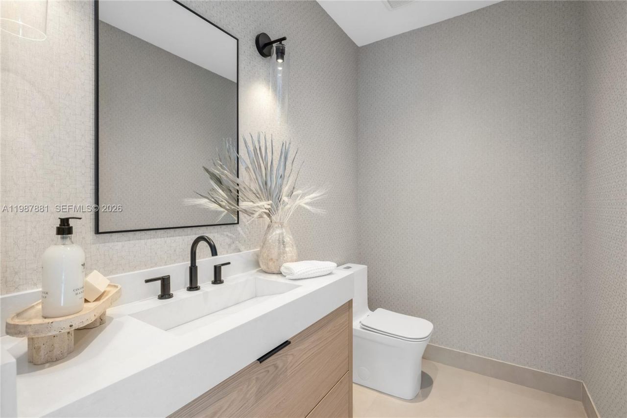 769 NE 72nd Ter , Miami, FL 33138 Photo