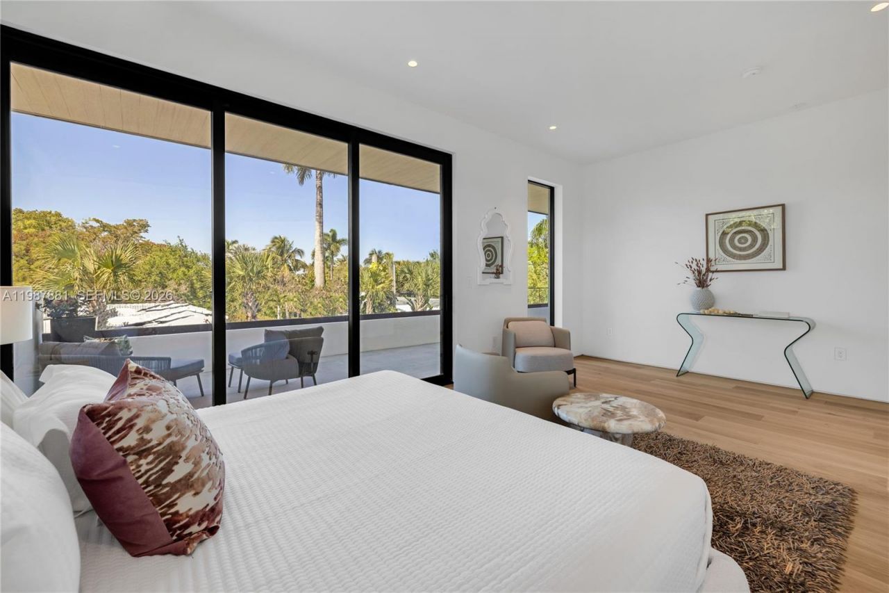 769 NE 72nd Ter , Miami, FL 33138 Photo