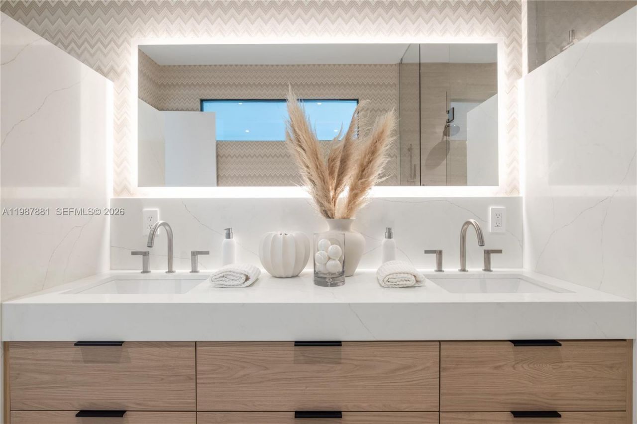 769 NE 72nd Ter , Miami, FL 33138 Photo