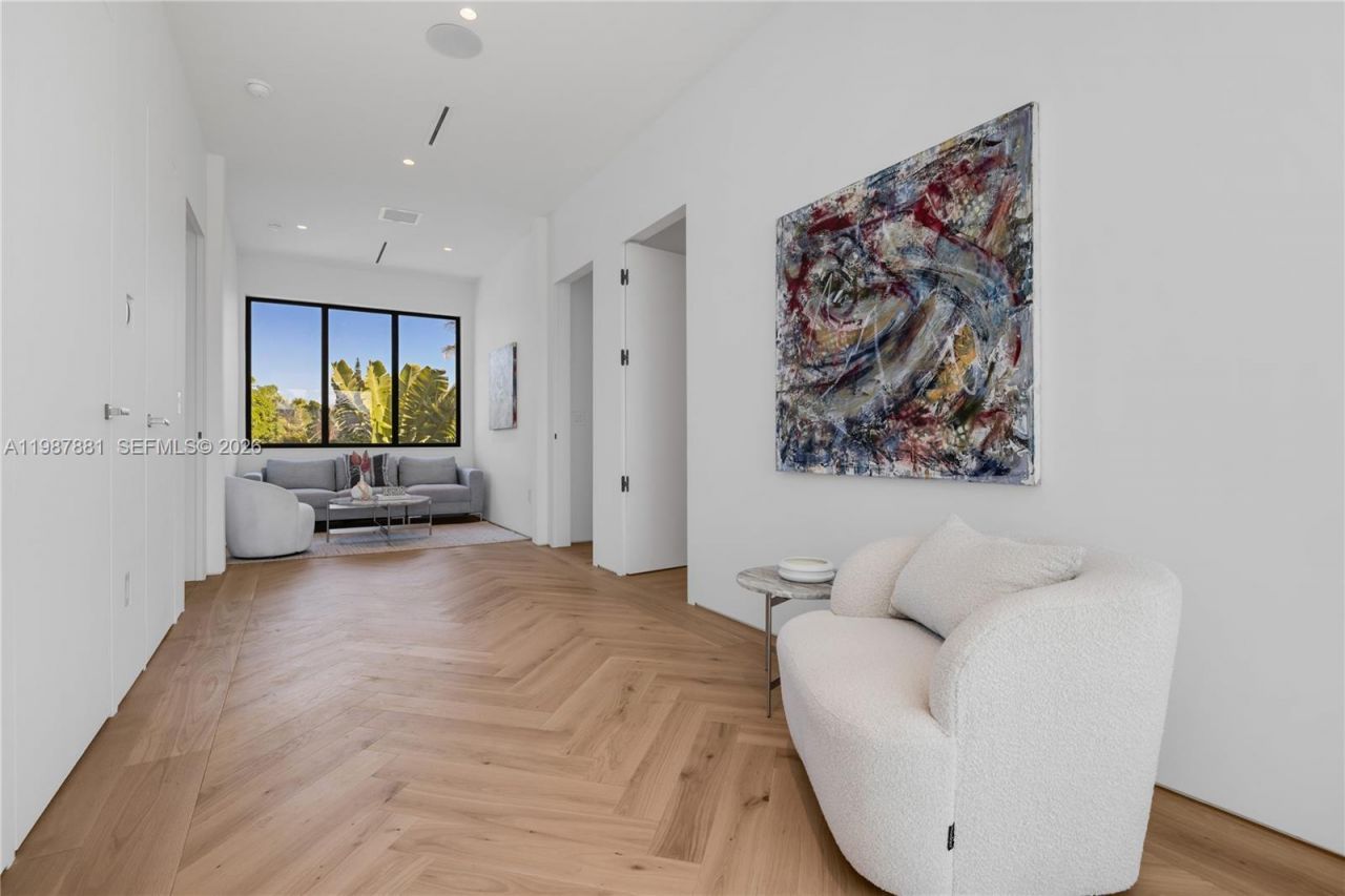 769 NE 72nd Ter , Miami, FL 33138 Photo