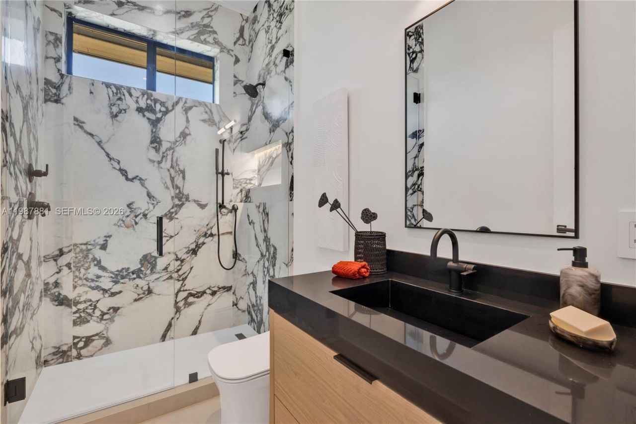 769 NE 72nd Ter , Miami, FL 33138 Photo