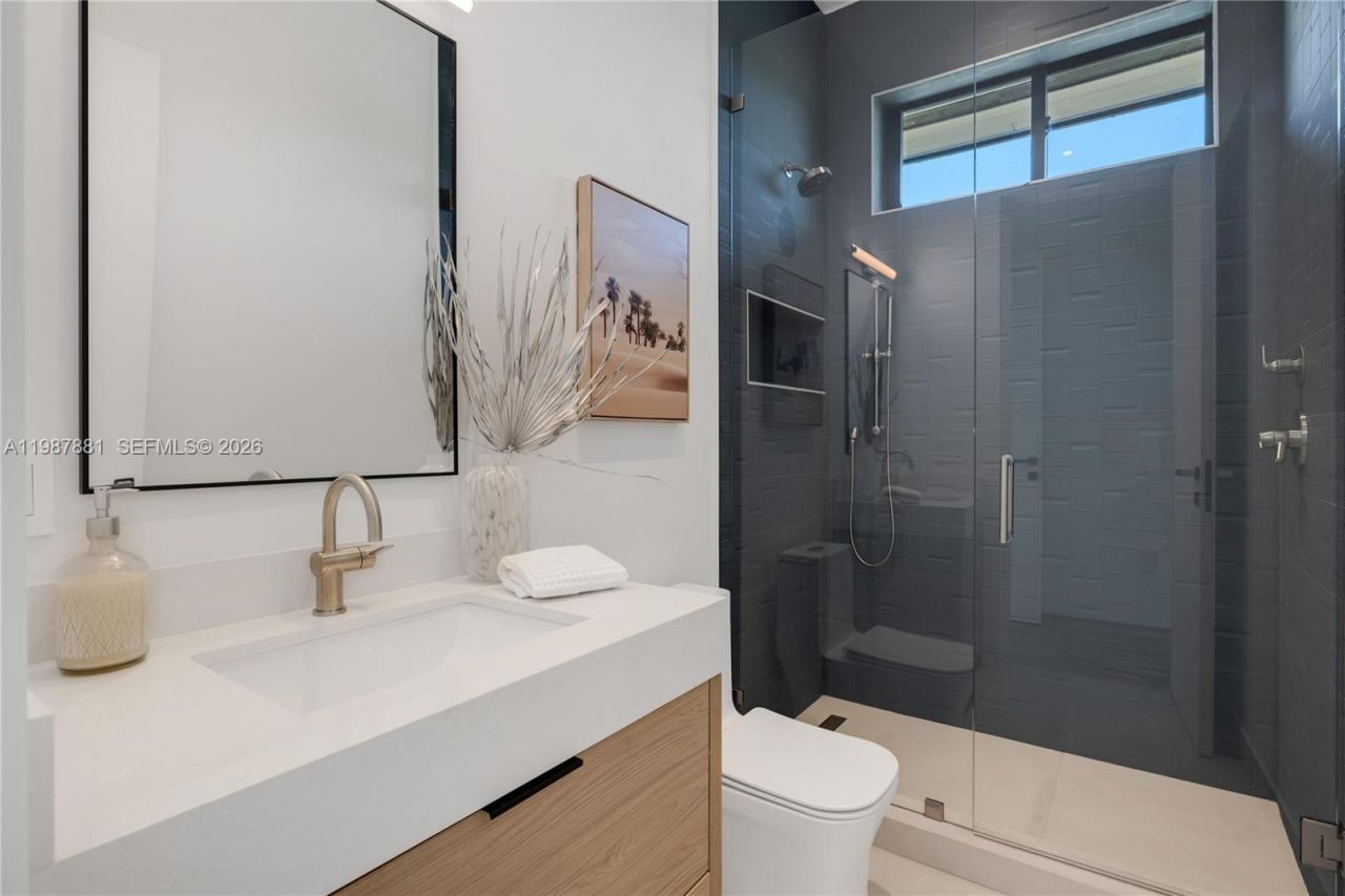 769 NE 72nd Ter , Miami, FL 33138 Photo