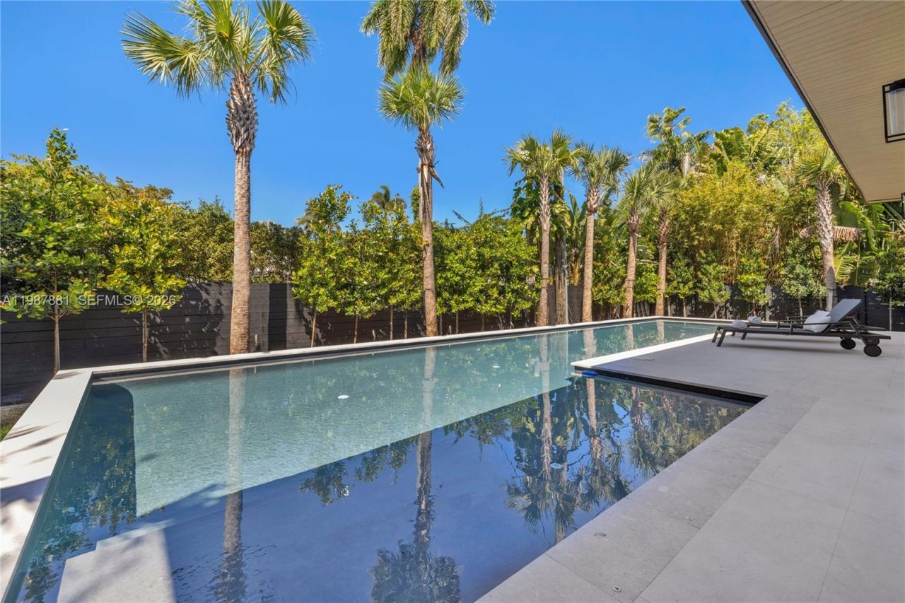 769 NE 72nd Ter , Miami, FL 33138 Photo