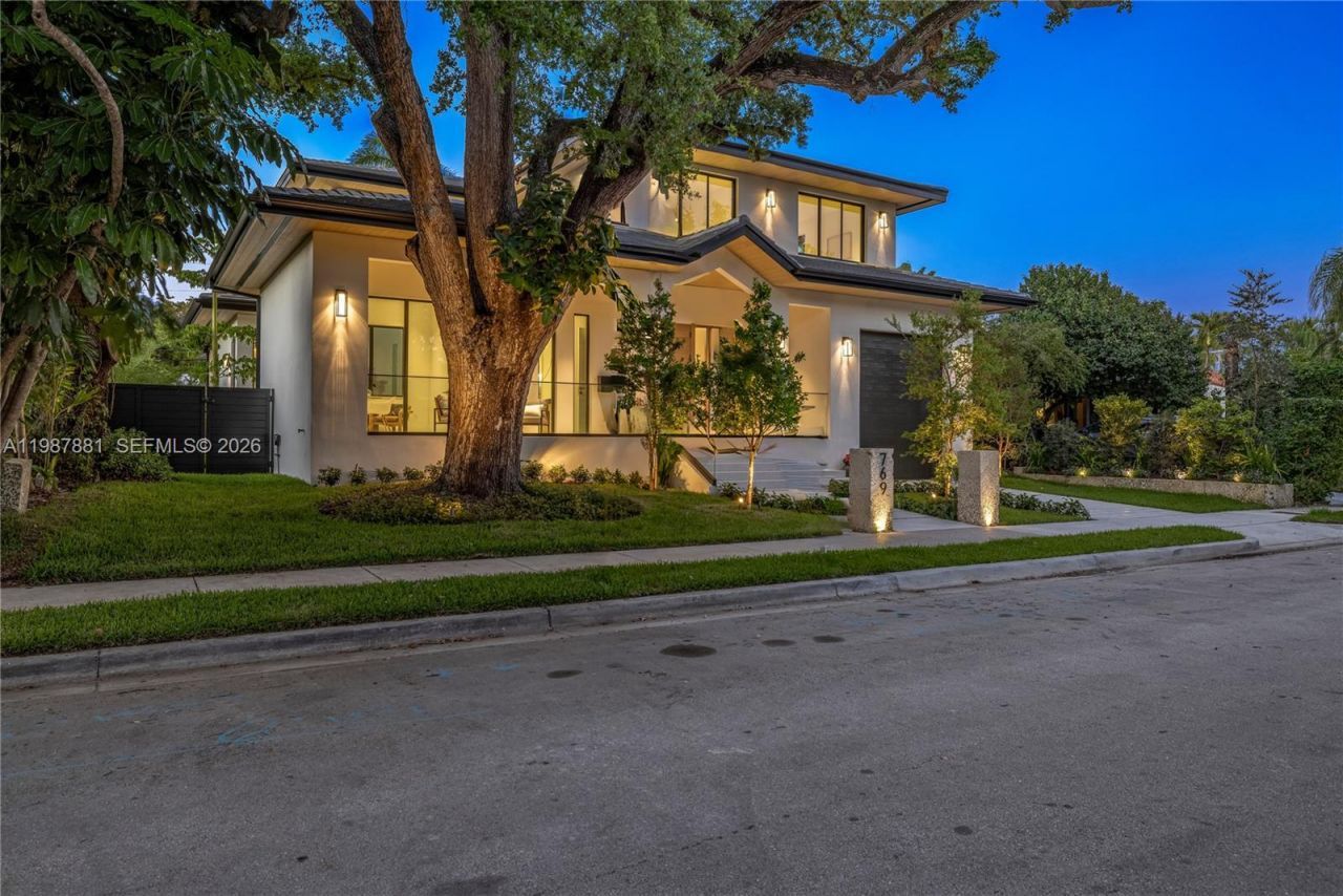 769 NE 72nd Ter , Miami, FL 33138 Photo