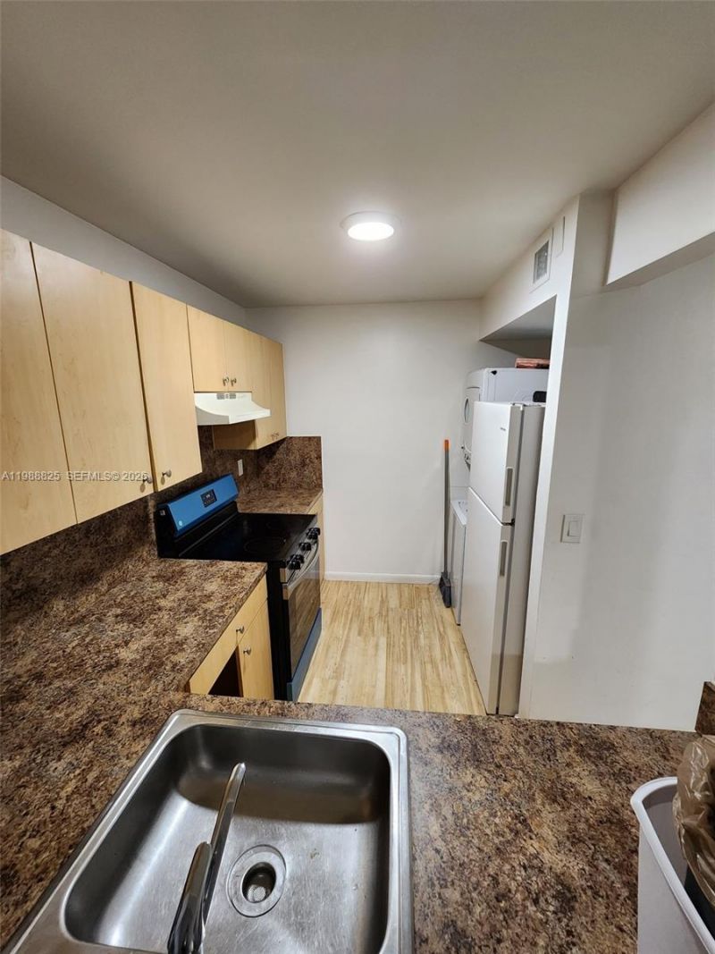 Please Call For Address, Unit 27-13, Miami, FL 33196 Photo