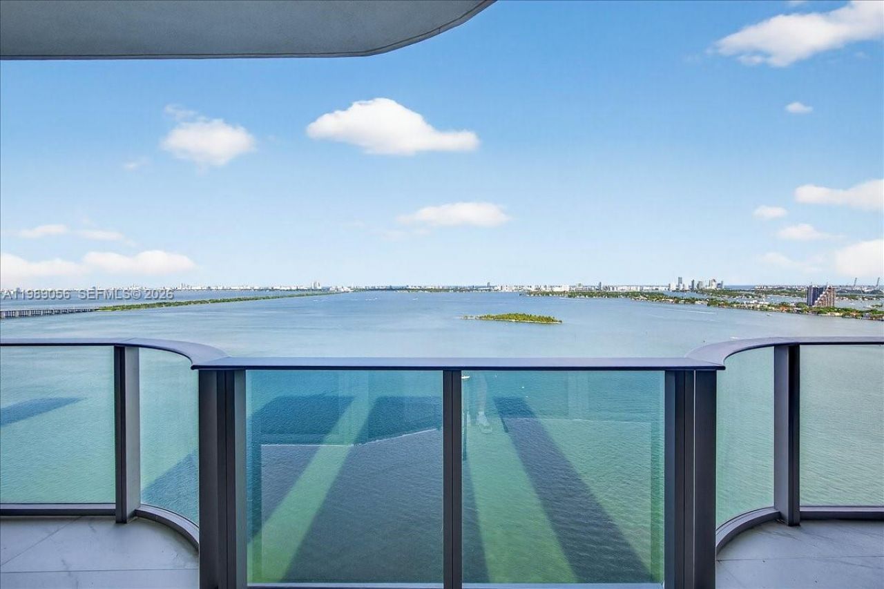 700 NE 24 , Unit 2606, Miami, FL 33137 Photo