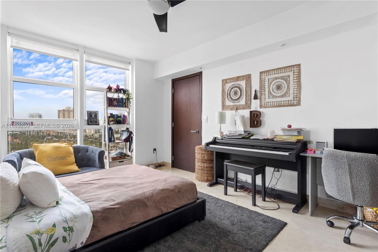 18911 Collins Ave , Unit 1405, Sunny Isles Beach, FL 33160 Photo