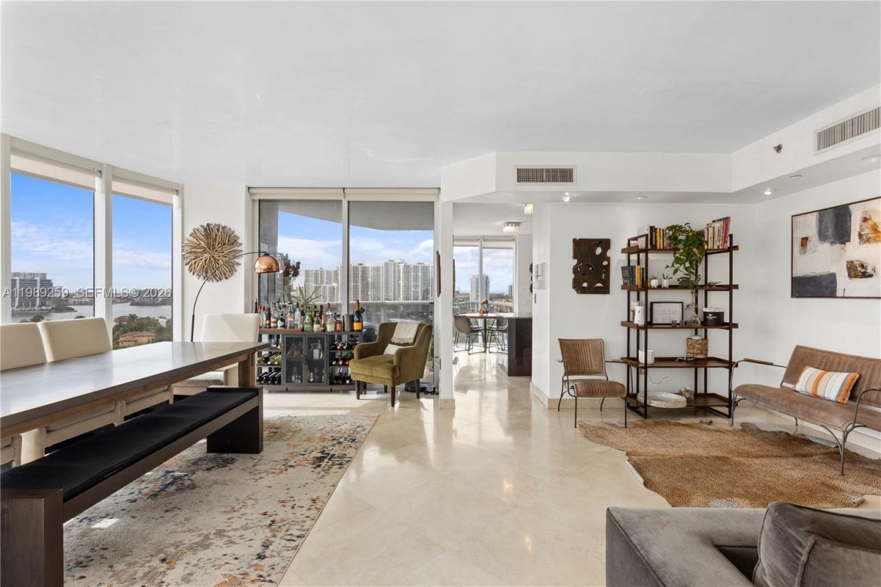 18911 Collins Ave , Unit 1405, Sunny Isles Beach, FL 33160 Photo