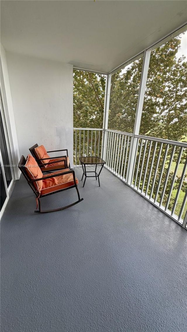 2681 S Course Dr, Unit 406, Pompano Beach, FL 33069 Photo