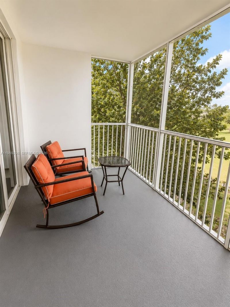 2681 S Course Dr, Unit 406, Pompano Beach, FL 33069 Photo