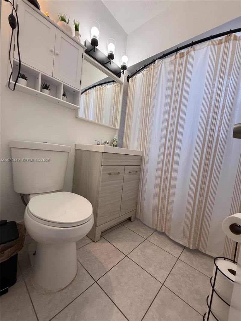 2533 Wiley St , Hollywood, FL 33020 Photo