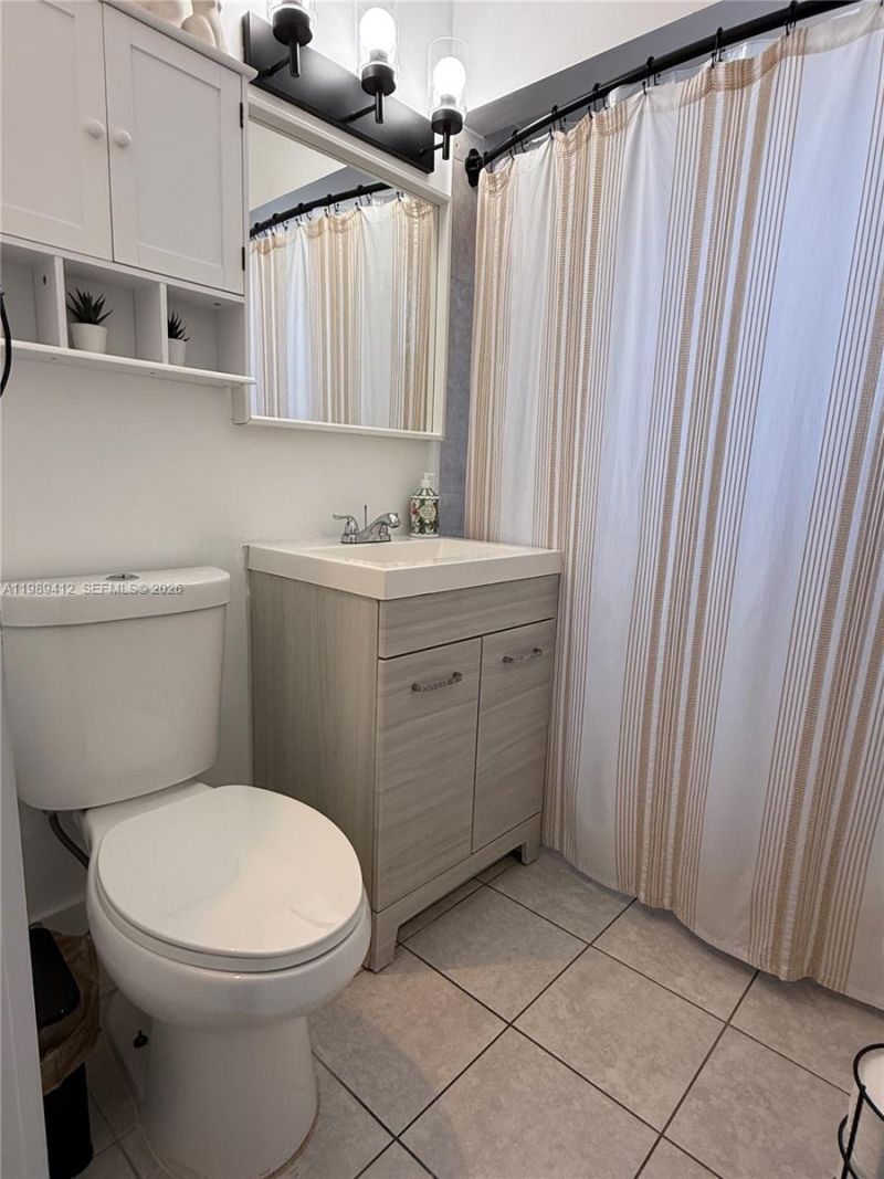 2533 Wiley St , Hollywood, FL 33020 Photo