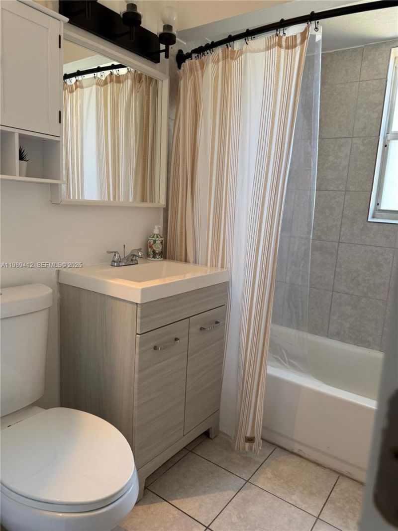 2533 Wiley St , Hollywood, FL 33020 Photo