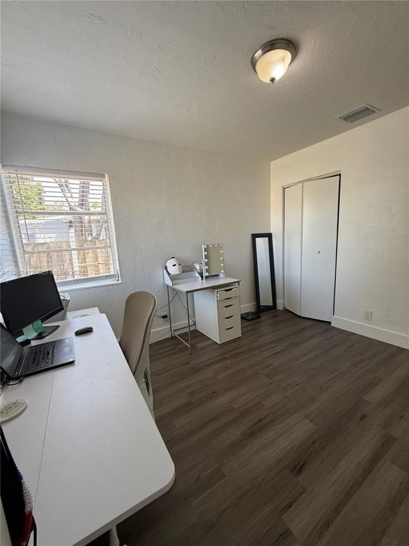 2533 Wiley St , Hollywood, FL 33020 Photo