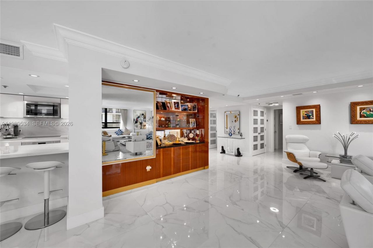 10175 Collins Ave, Unit 806, Bal Harbour, FL 33154 Photo