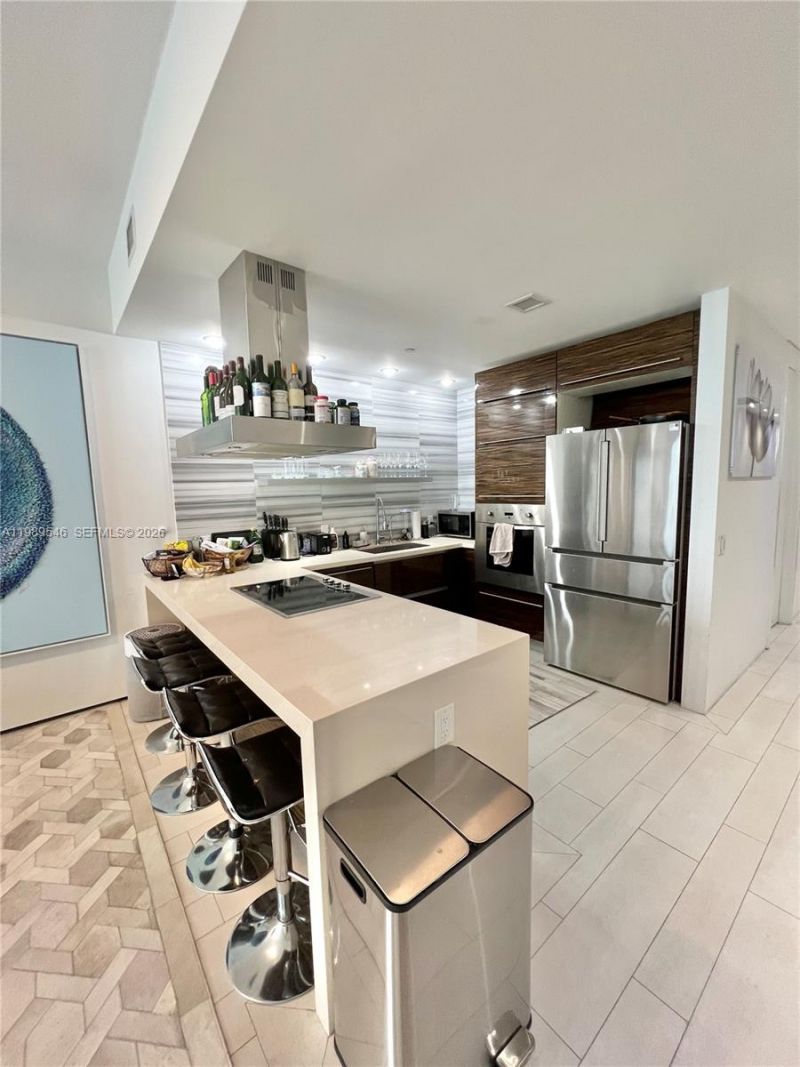 1100 Biscayne Blvd , Unit 5804, Miami, FL 33132 Photo