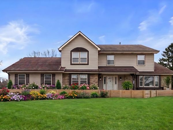 2205 2nd St, Somers, WI 53140