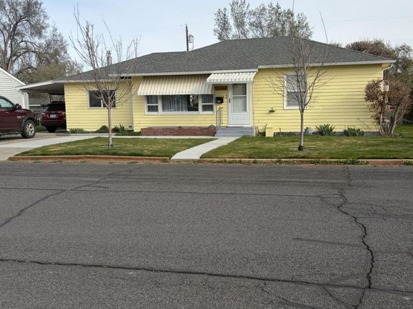 825 SE 7th Street, Prineville, OR 97754