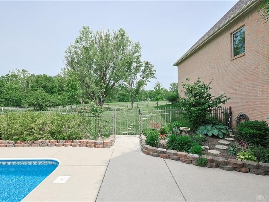 Property Image 46