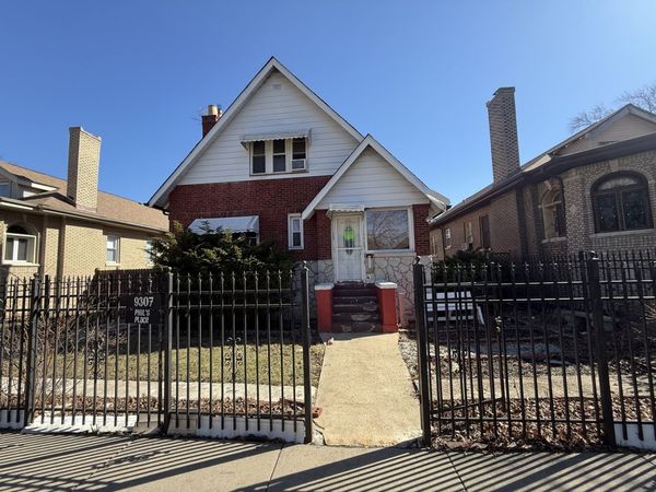 9307 S Loomis Street , Chicago, IL 60620