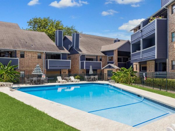 2500 Burleson RD, Unit 200, Austin, TX 78741