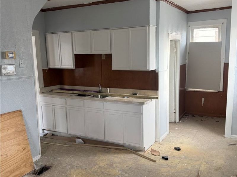 885 E 149th Street, Cleveland, OH 44110 Photo 13