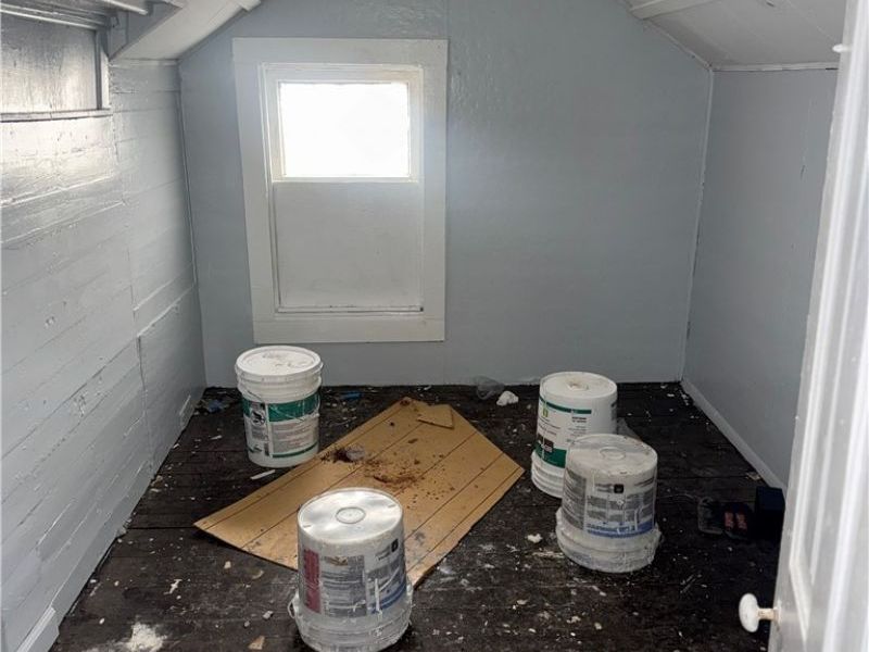 885 E 149th Street, Cleveland, OH 44110 Photo 16