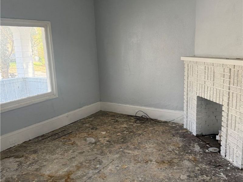 885 E 149th Street, Cleveland, OH 44110 Photo 4