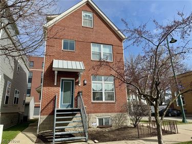 1257 W 76th Street, Cleveland, OH 44102