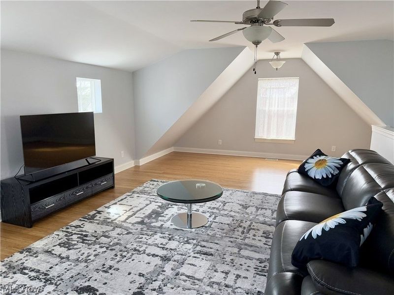 1257 W 76th Street, Cleveland, OH 44102 Photo 8