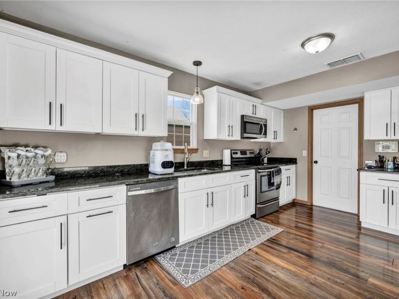 27 Kenilworth Avenue, Painesville, OH 44077 Photo 17