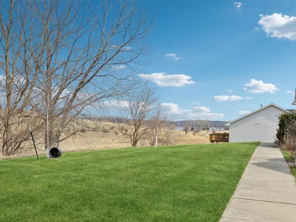 4255 Eisenhower Lane, Unit 17, Ames, IA 50010