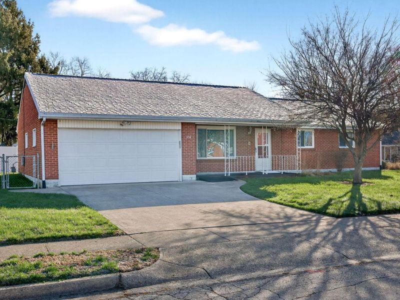 634 Martin Drive, Xenia, OH 45385 Photo 2