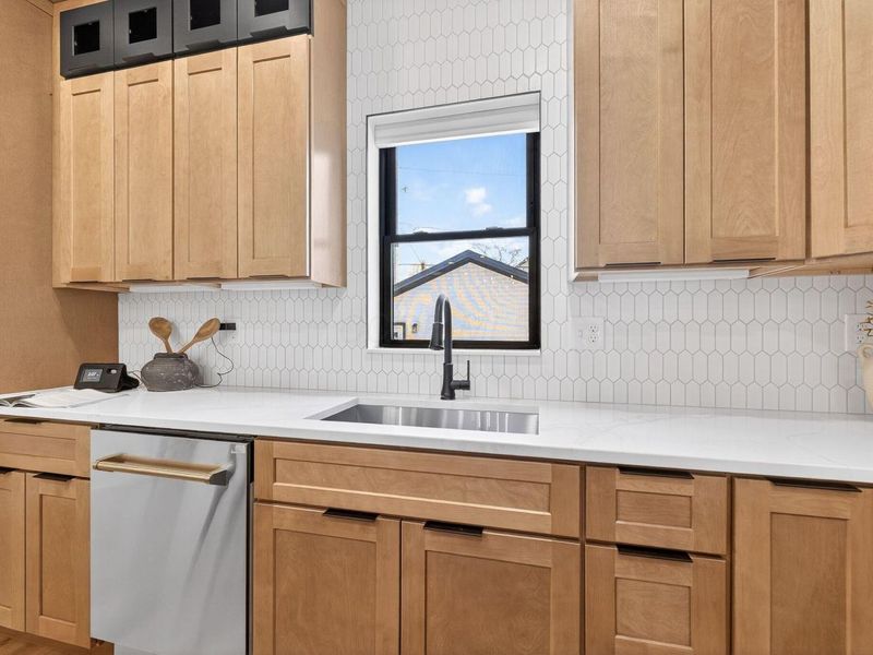 90 N Ohio Avenue, Columbus, OH 43203 Photo 18