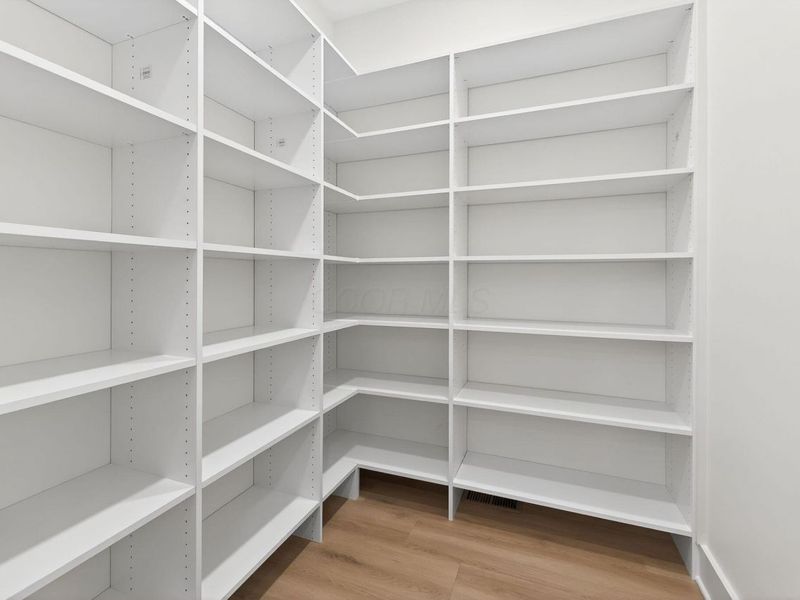 90 N Ohio Avenue, Columbus, OH 43203 Photo 23