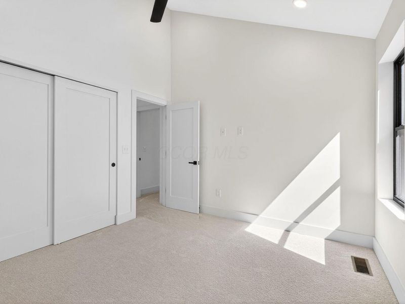 90 N Ohio Avenue, Columbus, OH 43203 Photo 40