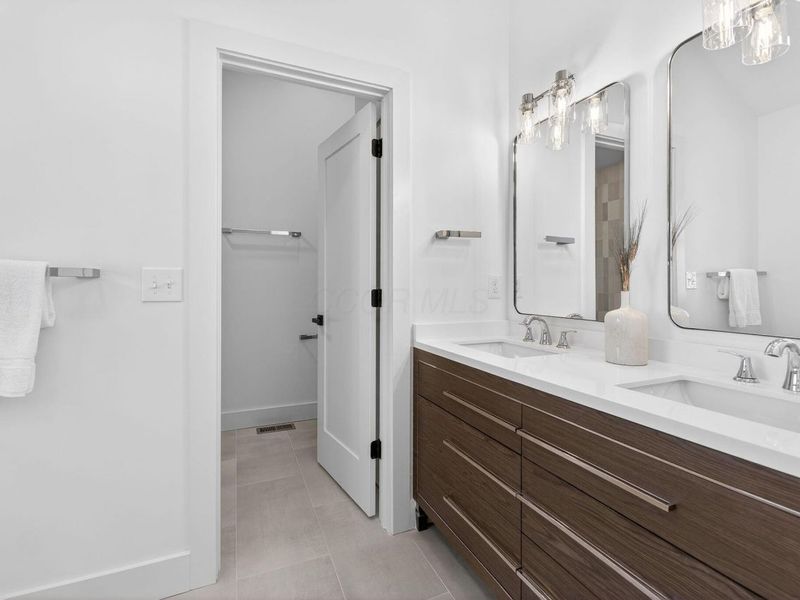 90 N Ohio Avenue, Columbus, OH 43203 Photo 48