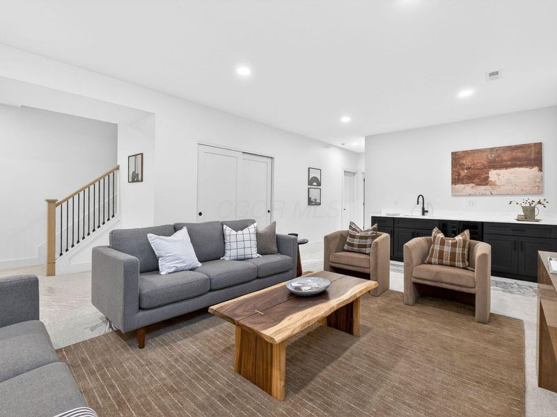 90 N Ohio Avenue, Columbus, OH 43203 Photo 51