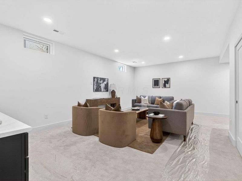 90 N Ohio Avenue, Columbus, OH 43203 Photo 54