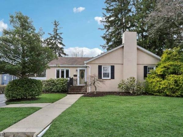 516 Monroe St, Hackettstown, NJ 07840