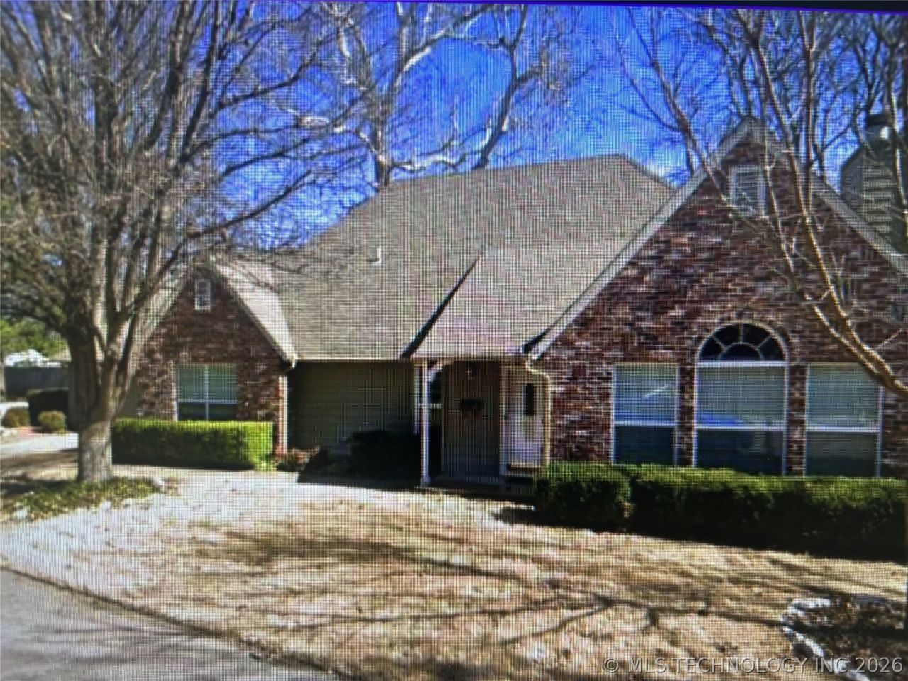 5521 S Delaware Court, Tulsa, OK 74105 Main Photo