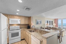 200 76th Ave. N photo 4