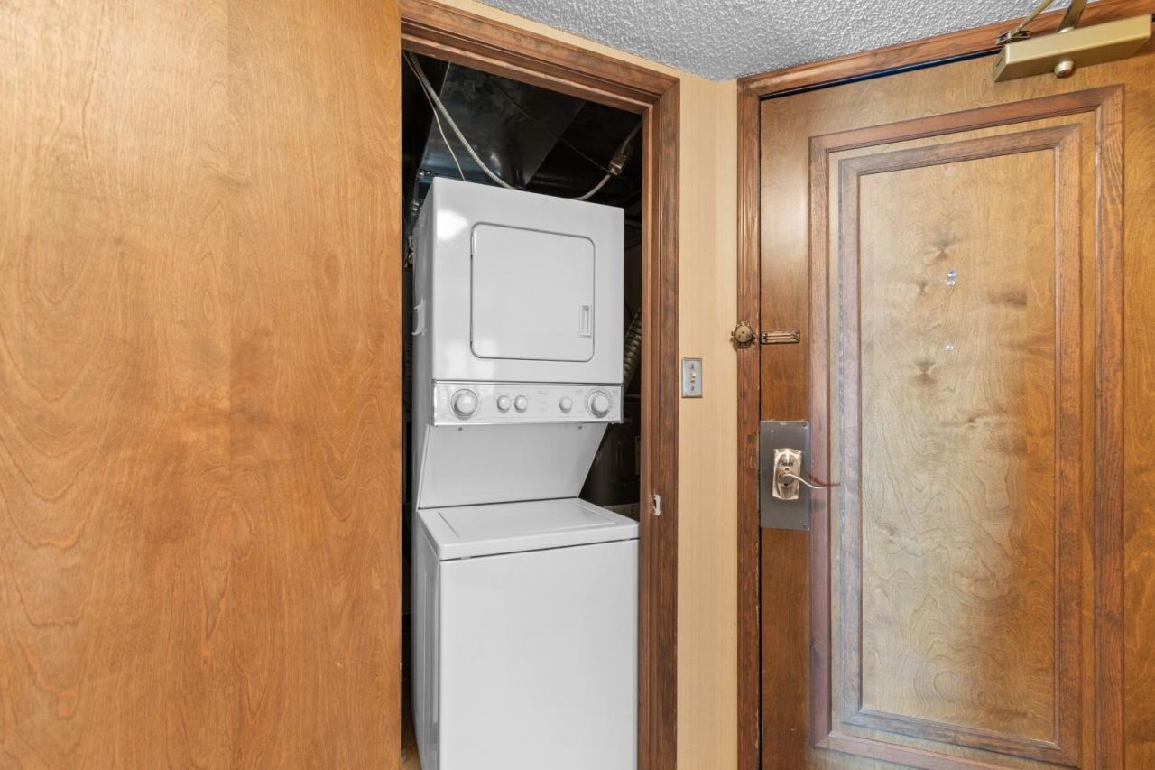 200 76th Ave. N Photo 22