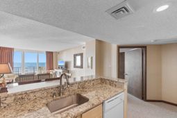 200 76th Ave. N photo 4