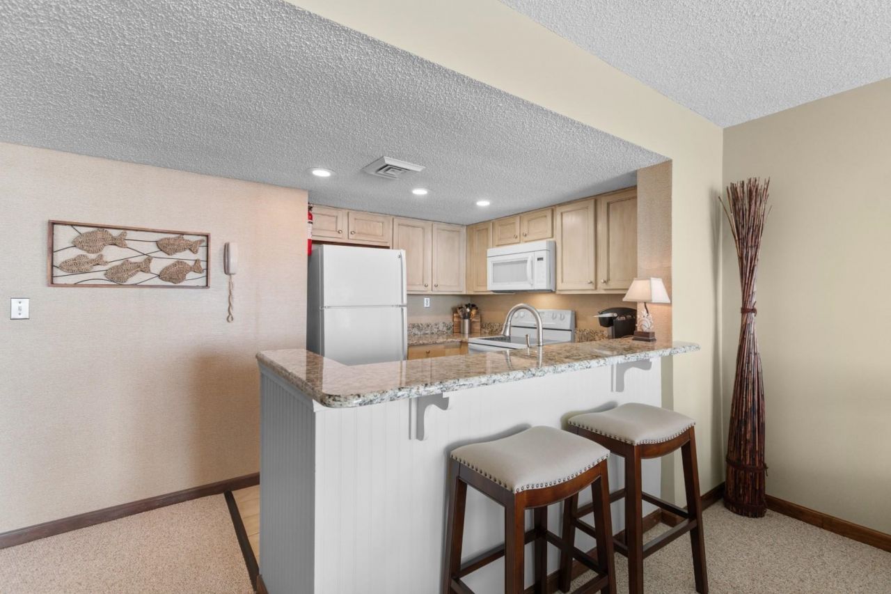 200 76th Ave. N Photo 5