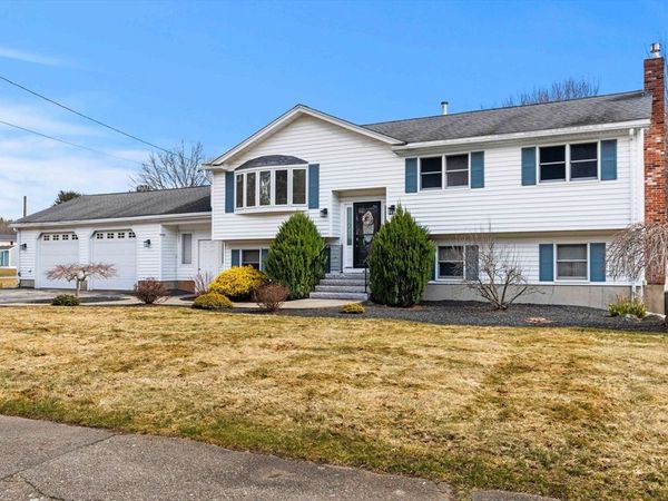 271 Beech St, Tewksbury, MA 01876