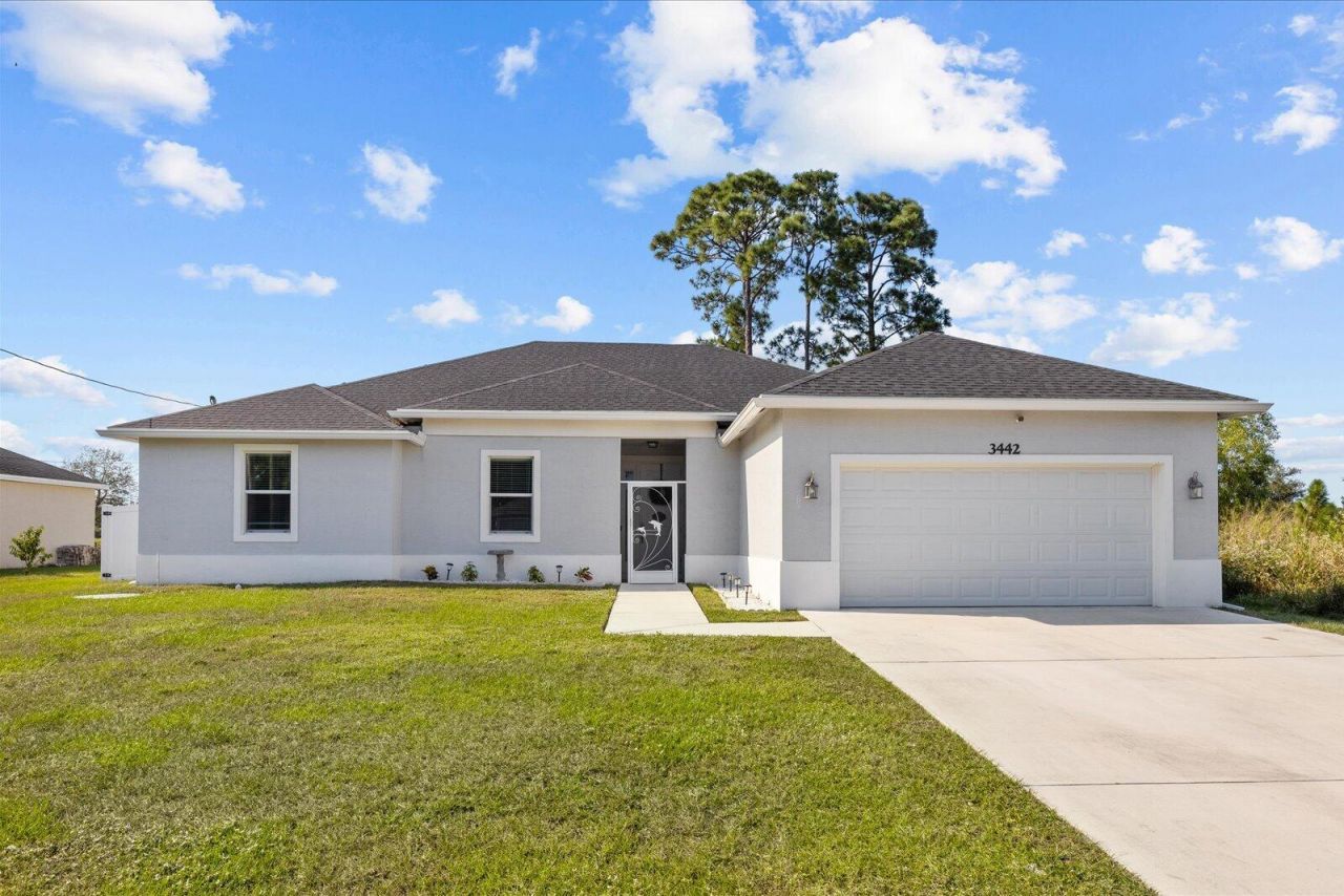3442 SW Esperanto Street, Port Saint Lucie, FL 34953 Photo