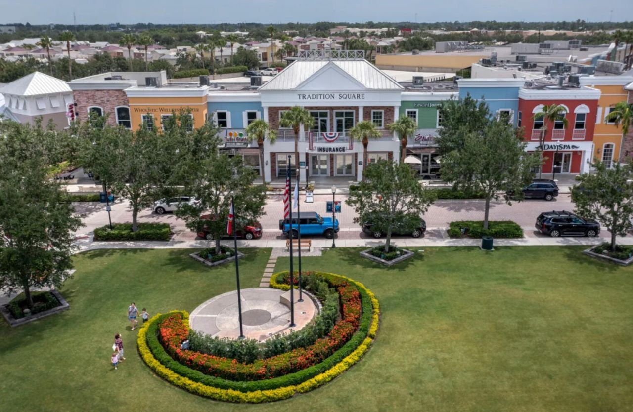 3442 SW Esperanto Street, Port Saint Lucie, FL 34953 Photo