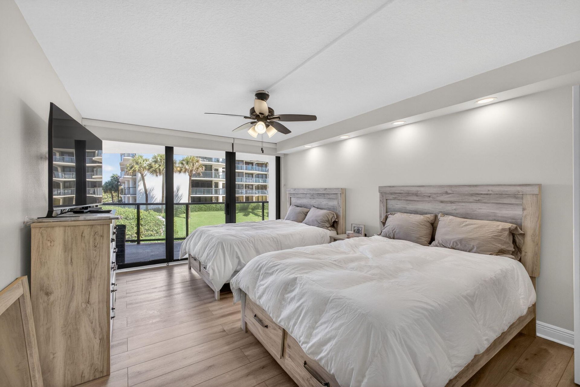 3440 S Ocean Boulevard, Unit 204s, Palm Beach, FL 33480 Photo