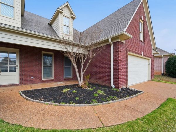 9178 OLD BROOK CV, Memphis, TN 38018